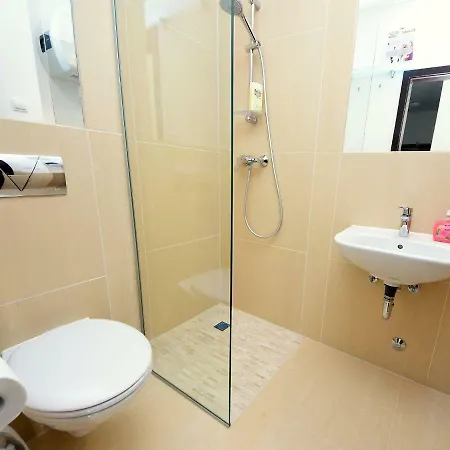 Lozna Residence-4 * Postira